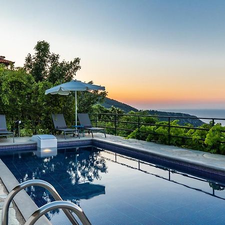 Villa Margini, Aegean Views , Pool Villa, Skopelos Exterior photo