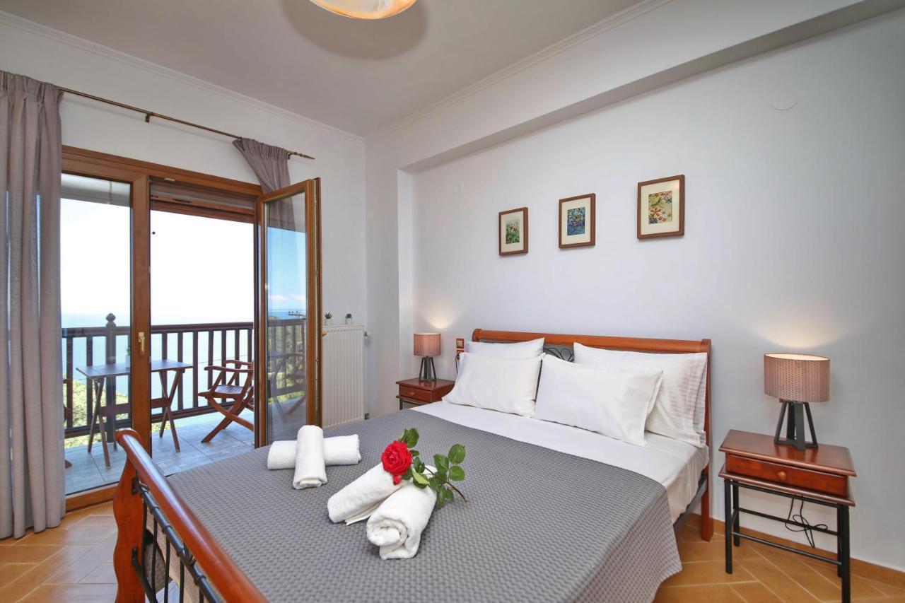 Villa Margini, Aegean Views , Pool Villa, Skopelos Exterior photo