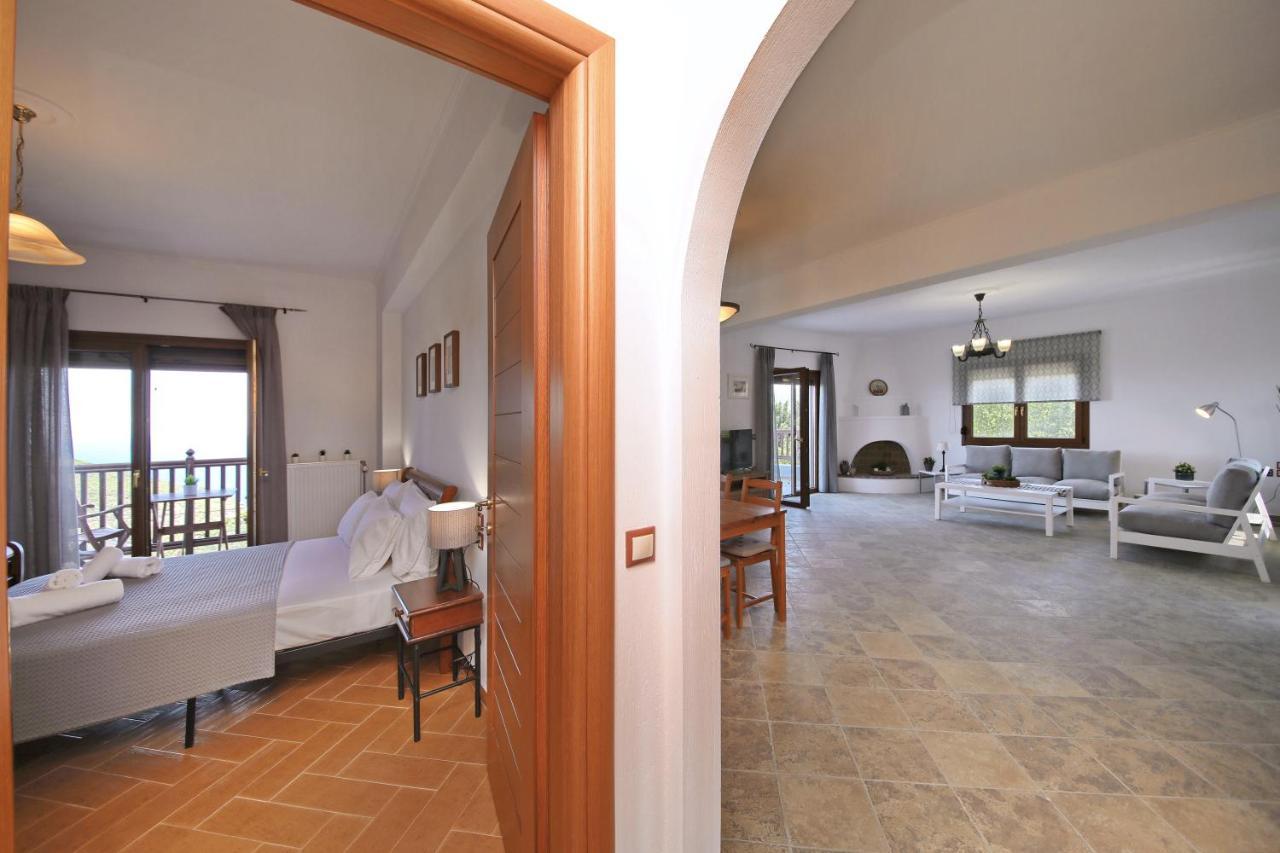 Villa Margini, Aegean Views , Pool Villa, Skopelos Exterior photo