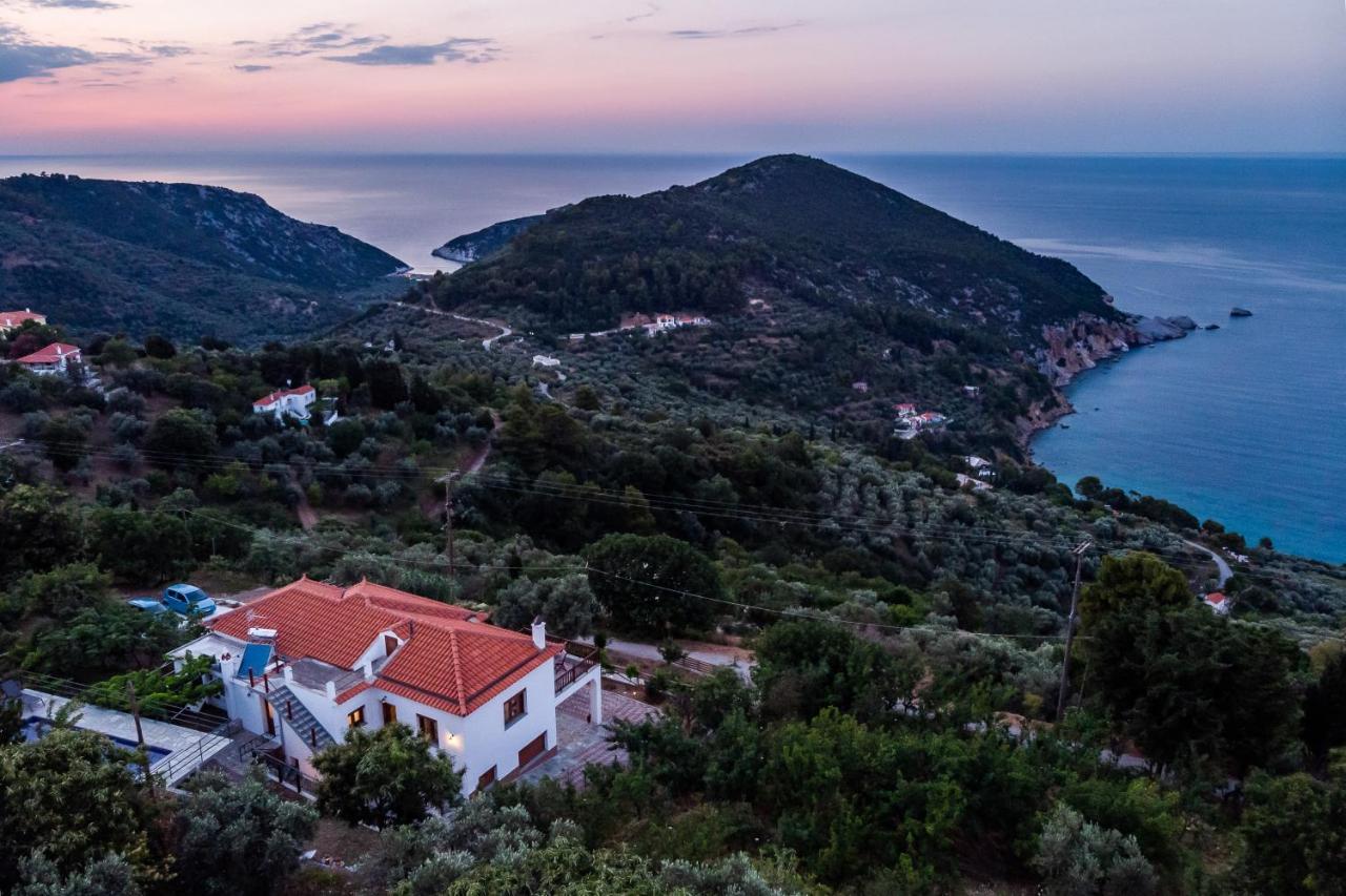Villa Margini, Aegean Views , Pool Villa, Skopelos Exterior photo